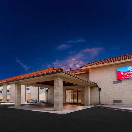 Surestay Plus By Best Western Windsor Dış mekan fotoğraf