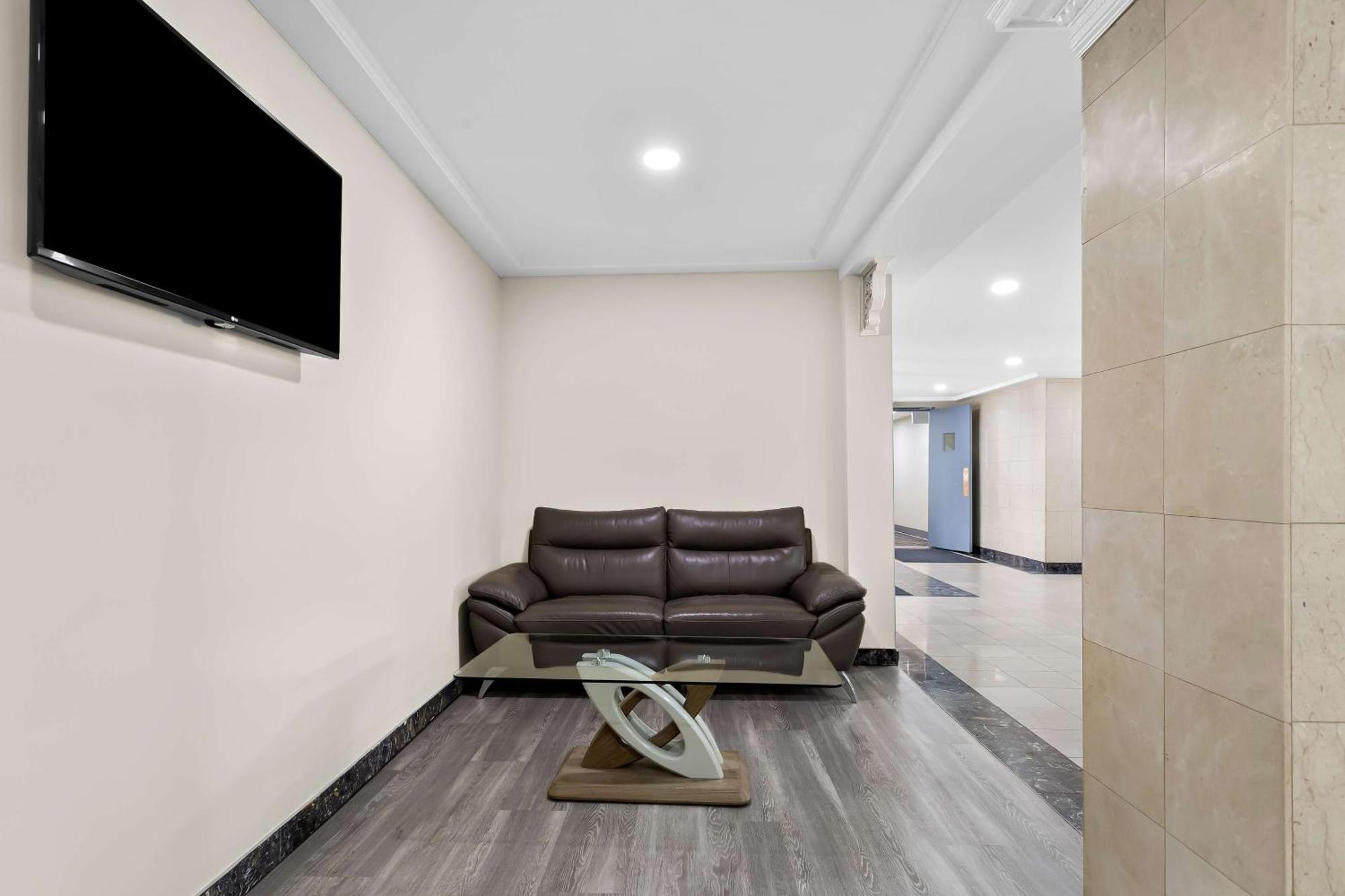 Surestay Plus By Best Western Windsor Dış mekan fotoğraf