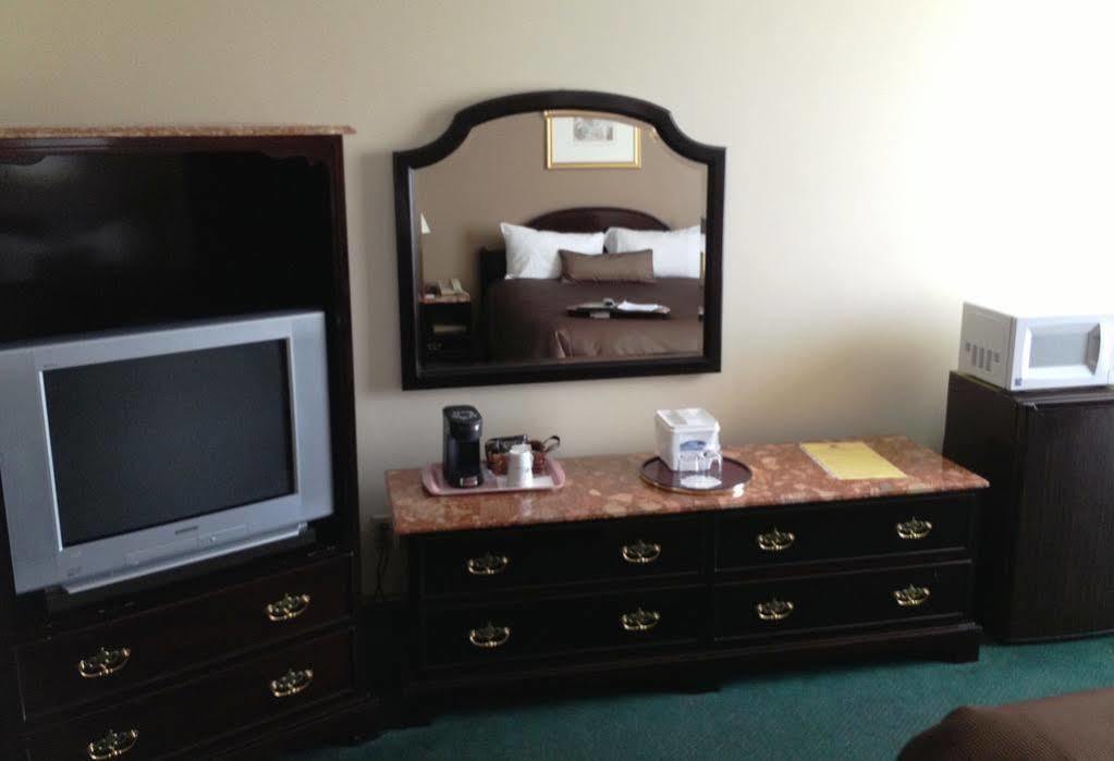 Surestay Plus By Best Western Windsor Dış mekan fotoğraf